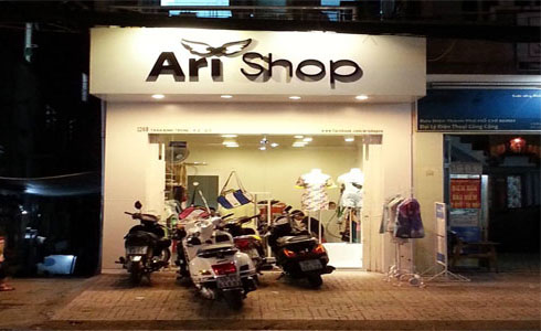 biển quảng cáo shop quần áo